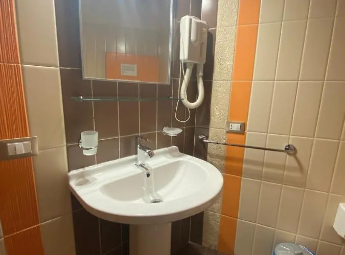 Binario1 Hotel Rosolini